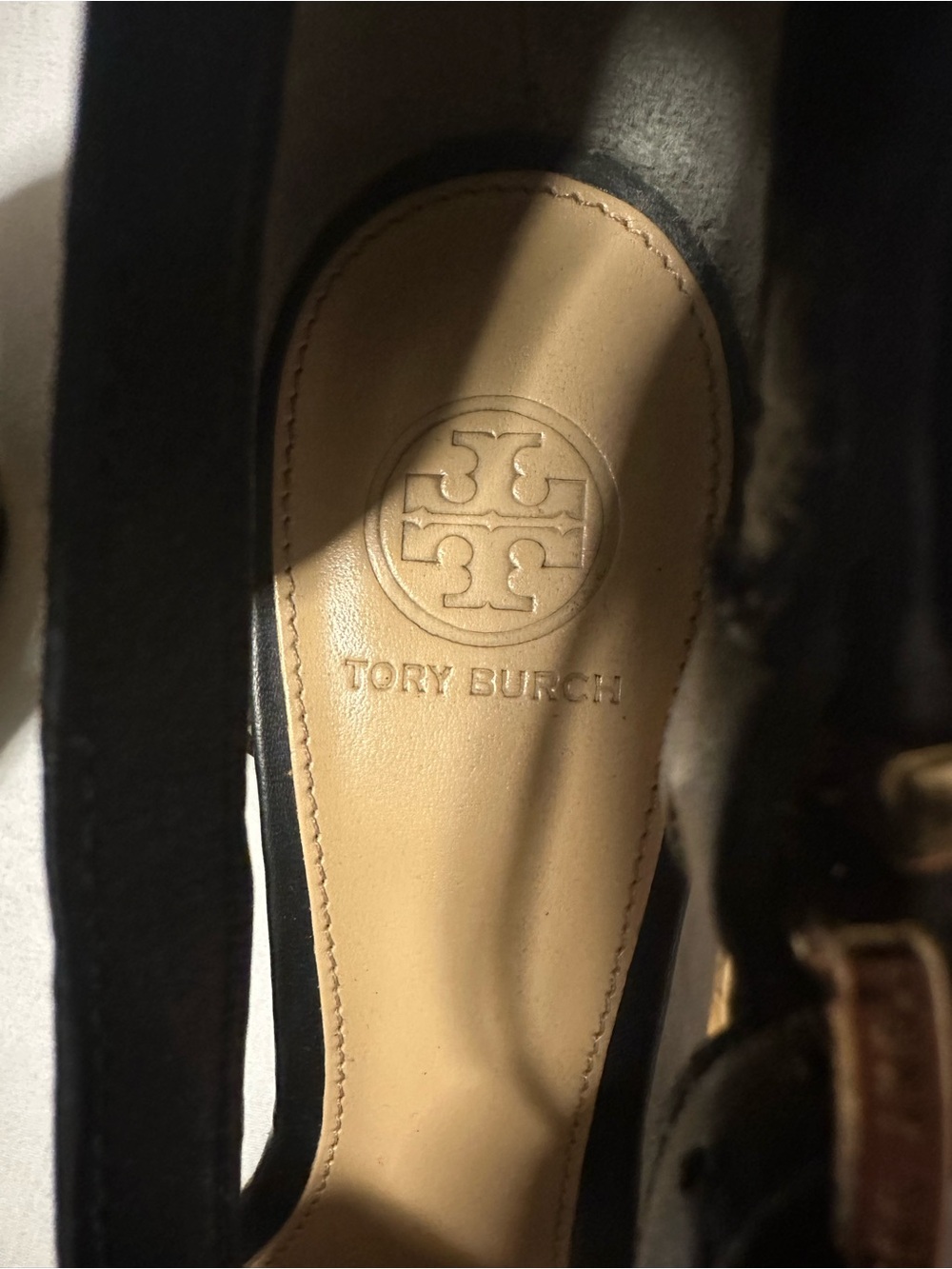 Tory Burch MacKenna Pointed Toe Ankle Strap Wedge Dress Shoe Tan Black Size 7.5 - Picture 5 of 12